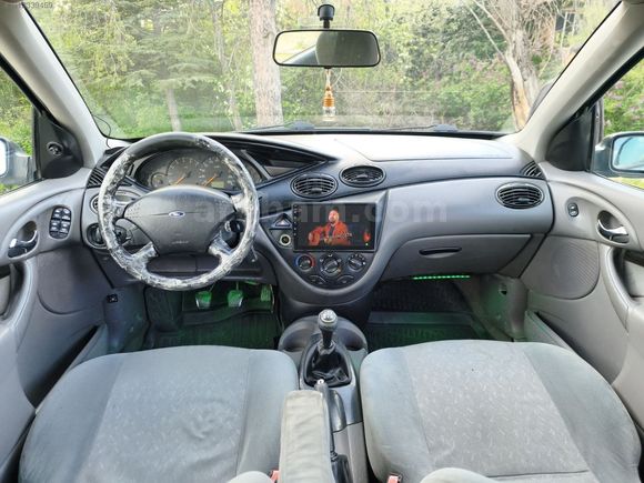 2001 FORD FOCUS 1.6 CHİA YENİ BOYALI MASRAFSIZ