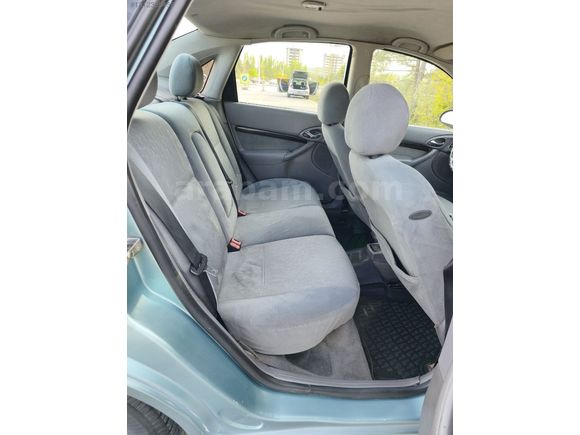2001 FORD FOCUS 1.6 CHİA YENİ BOYALI MASRAFSIZ