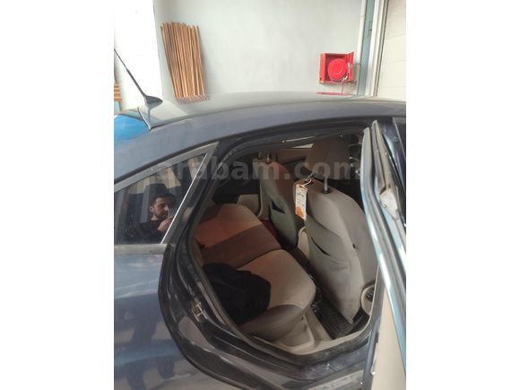Sahibinden Ford Focus 1.6 TDCi Style 2012 Model  278.000 km