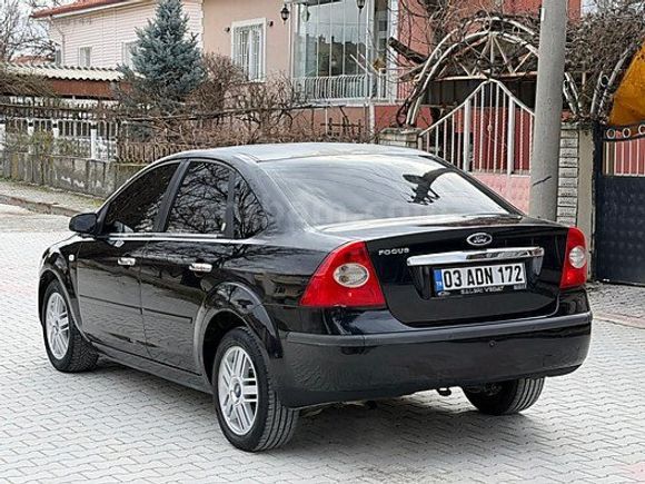 FORD FOCUS 2 GHİA 2006 LPG