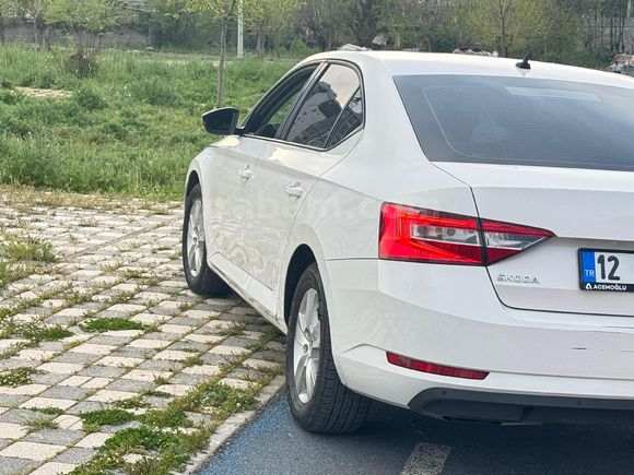 Sahibinden Skoda SuperB 1.6 TDI Active 2018 Model