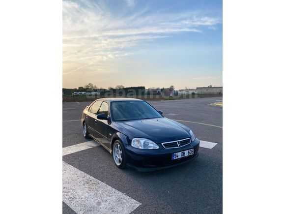 Sahibinden Honda Civic 1.6 i ES 2000 Model