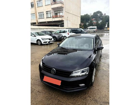 Volkswagen Jetta 1.6 TDi Bej Döşeme DSG Trendline 