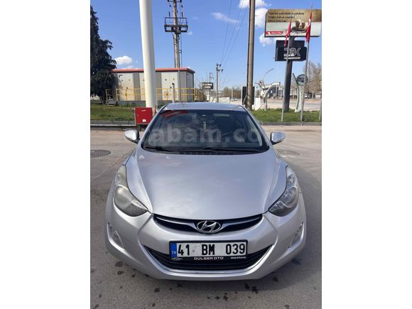 Sahibinden Hyundai Elantra 1.6 D-CVVT Prime Plus 2012 Model  175.000 km Gri