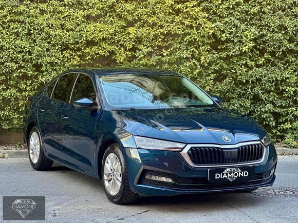 2022 SKODA OCTAVİA 1.0 E-TEC %20 KDV HATASIZ BOYASIZ DEĞİŞENSİZ