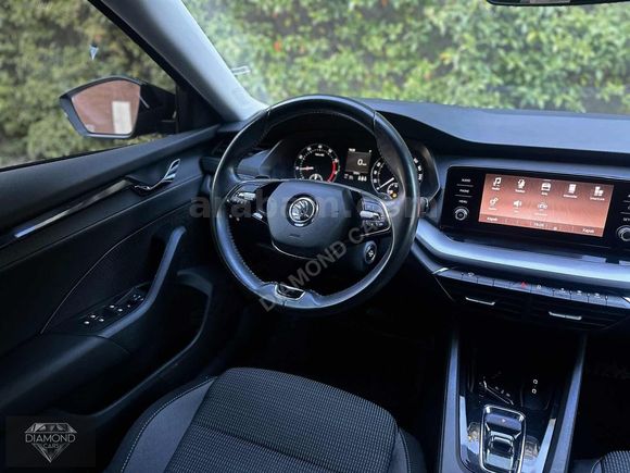 2022 SKODA OCTAVİA 1.0 E-TEC %20 KDV HATASIZ BOYASIZ DEĞİŞENSİZ