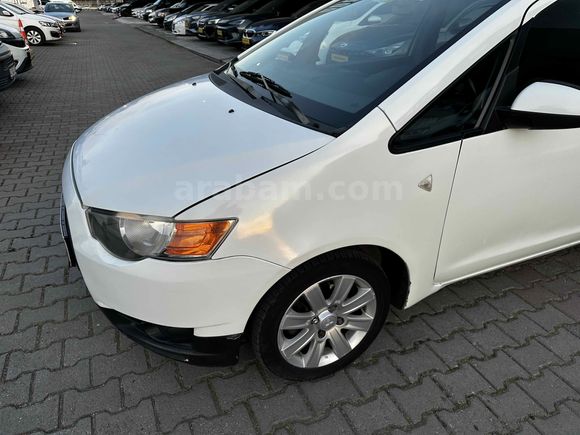 2010 MİTSUBİSHİ COLT 1.3 İNVİTE OTOMATİK