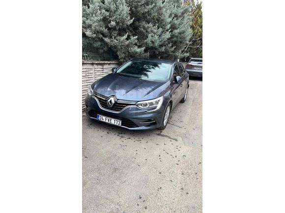 Sahibinden Renault Megane 1.3 TCe Joy Comfort 2022 Model 