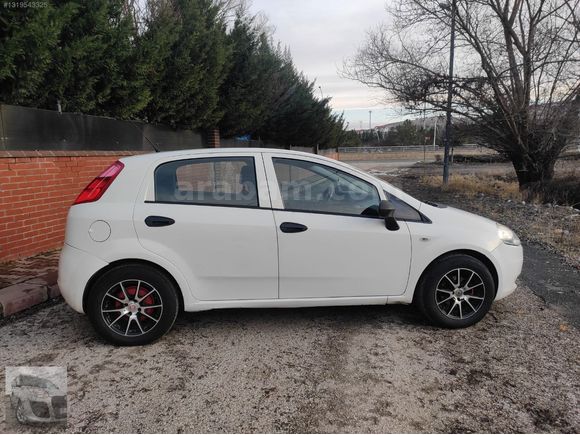 2012 Fiat Punto 1.3 Multijet.. ABS+klima + airbag aktif.