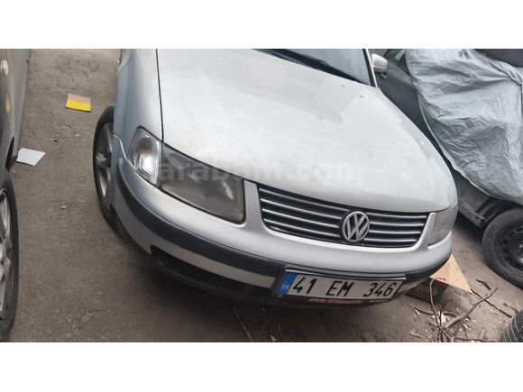 Sahibinden Volkswagen Passat 1.9 TDi Comfortline 2000 Model