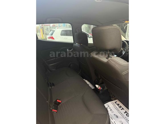 Sahibinden Renault Clio 1.2 Icon 2015 Model  180.000 km Beyaz