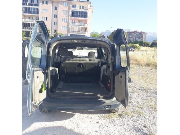 ANKARA'DAYIM YARIN OTOMOBİL 7 KOLTUKLU