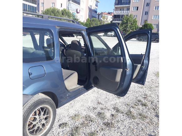 ANKARA'DAYIM YARIN OTOMOBİL 7 KOLTUKLU