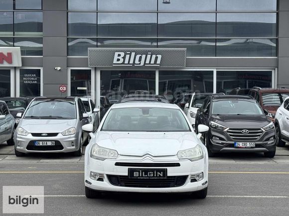 İLK SAHİBİNDENN.173.000Km..DİZEL+OTOMATİK.HATASIZ..2 PARÇA BOYA