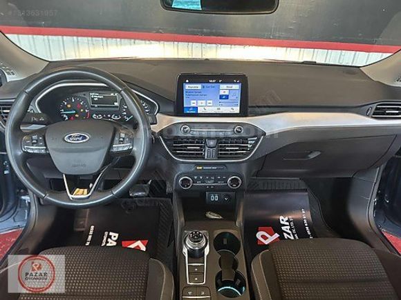 Pazar oto 2021 Ford Focus 1.5 TDCi Titanium...