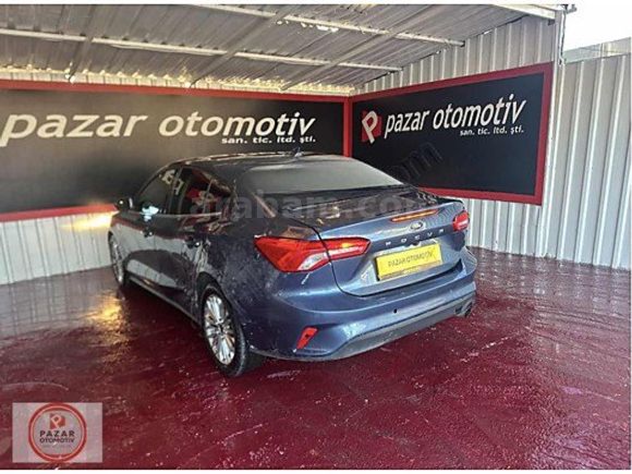 Pazar oto 2021 Ford Focus 1.5 TDCi Titanium...
