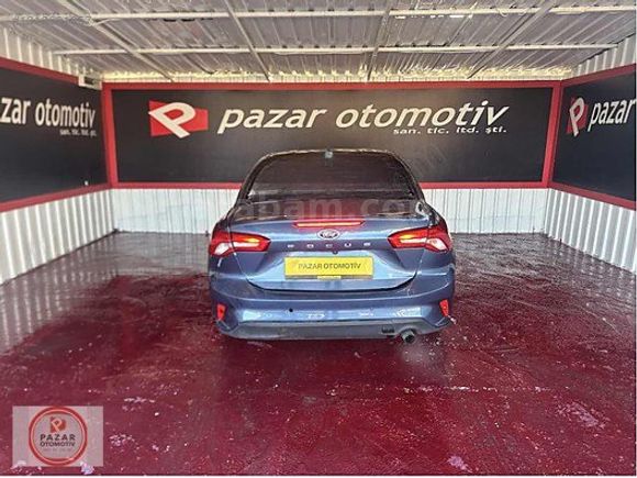 Pazar oto 2021 Ford Focus 1.5 TDCi Titanium...