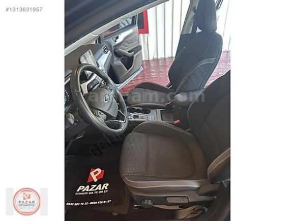 Pazar oto 2021 Ford Focus 1.5 TDCi Titanium...