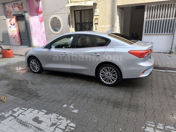 2021 FORD FOCUS 1.5 TDCİ TİTANİUM