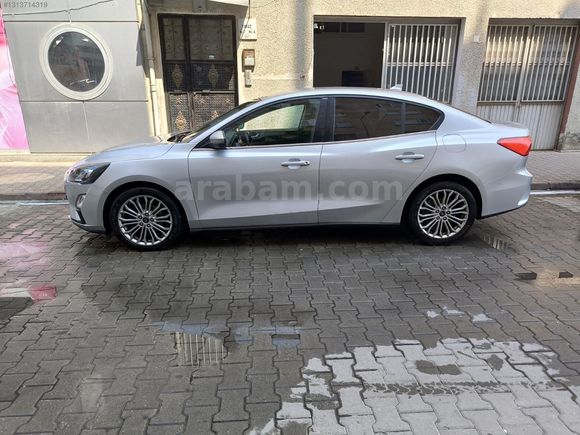 2021 FORD FOCUS 1.5 TDCİ TİTANİUM