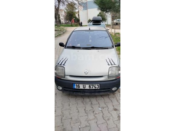 Sahibinden Renault Clio 1.4 RTA 2001 Model