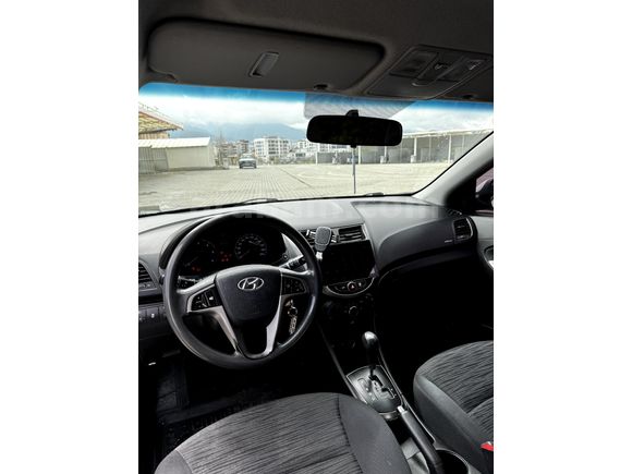 Sahibinden Hyundai Accent Blue 1.6 CRDI Mode 2017 Model