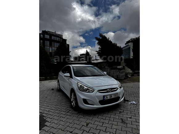 Sahibinden Hyundai Accent Blue 1.6 CRDI Mode 2017 Model