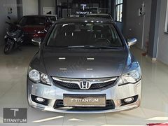 TİTANYUM OTOMOTİV 2011 HONDA CIVIC PREMIUM OTOMATİK 97 BİN KM