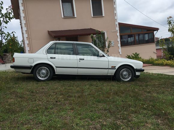 BMW E30 316 1987 M10 Beyaz Alpinweiß
