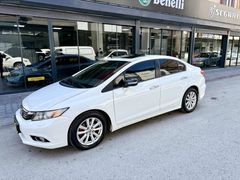 2013 MODEL 1.6 CİVİC ELEGANCE TAM DOLU SANROF EMSALSİZ 247.000KM
