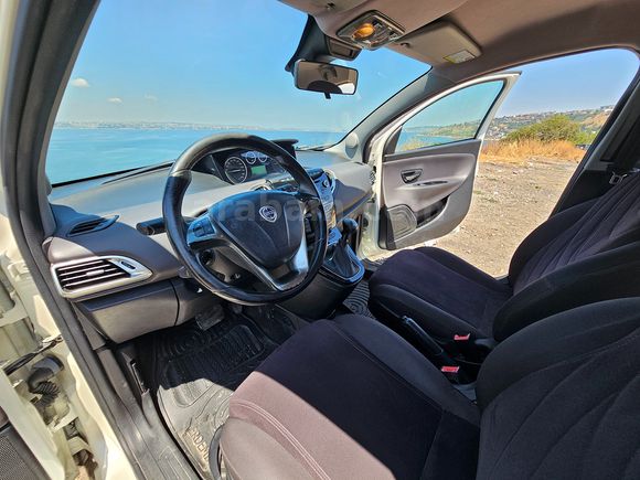 Yeni Sürücüler İçin | LANCIA Ypsilon 2013 | OTOMATİK 168 Bin KM