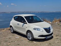 Yeni Sürücüler İçin | LANCIA Ypsilon 2013 | OTOMATİK 168 Bin KM