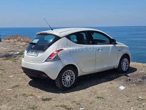 Yeni Sürücüler İçin | LANCIA Ypsilon 2013 | OTOMATİK 168 Bin KM