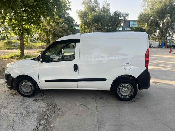 Sahibinden Fiat Doblo Cargo 1.3 Multijet 2012 Model  380.000 km Beyaz