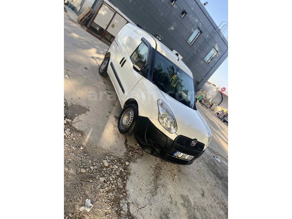 Sahibinden Fiat Doblo Cargo 1.3 Multijet 2012 Model  380.000 km Beyaz
