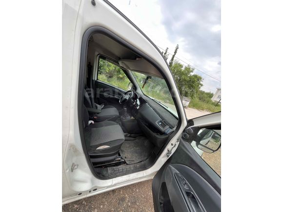 Sahibinden Fiat Doblo Cargo 1.3 Multijet 2012 Model  380.000 km Beyaz
