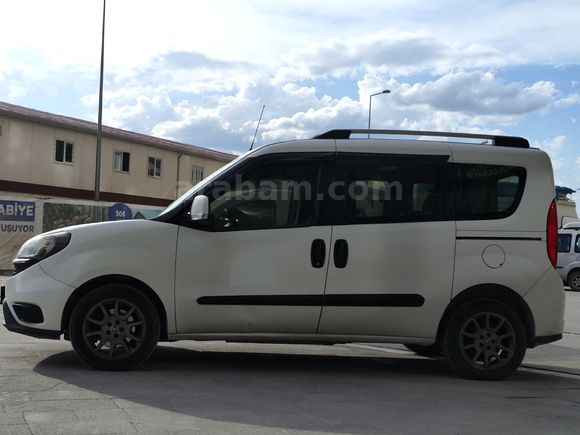 Sahibinden Fiat Doblo Combi 1.6 Multijet Safeline 2021 Model
