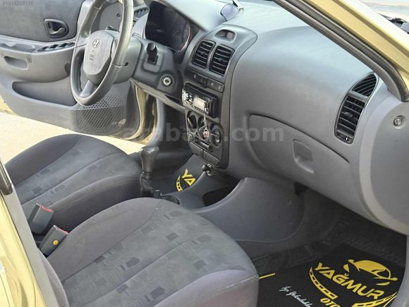 YAĞMUR OTOMOTİV DEN HYUNDAİ ACCENT DEĞİŞENSİZ CAM GİBİ