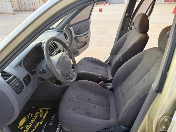 YAĞMUR OTOMOTİV DEN HYUNDAİ ACCENT DEĞİŞENSİZ CAM GİBİ