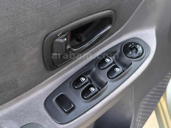 YAĞMUR OTOMOTİV DEN HYUNDAİ ACCENT DEĞİŞENSİZ CAM GİBİ