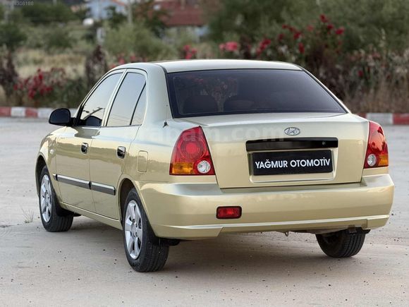 YAĞMUR OTOMOTİV DEN HYUNDAİ ACCENT DEĞİŞENSİZ CAM GİBİ