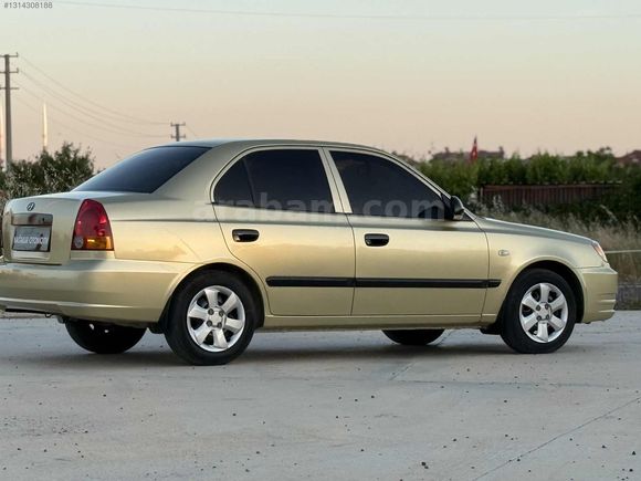 YAĞMUR OTOMOTİV DEN HYUNDAİ ACCENT DEĞİŞENSİZ CAM GİBİ