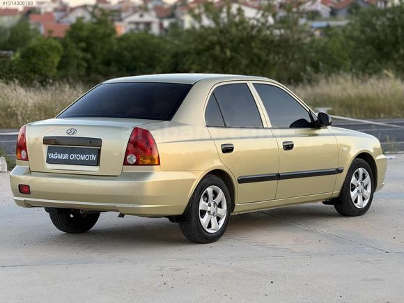 YAĞMUR OTOMOTİV DEN HYUNDAİ ACCENT DEĞİŞENSİZ CAM GİBİ