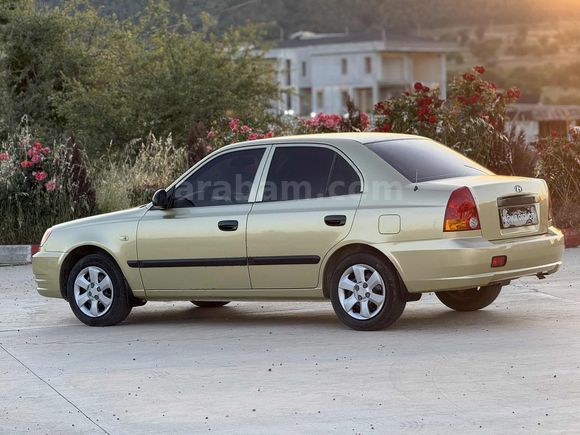 YAĞMUR OTOMOTİV DEN HYUNDAİ ACCENT DEĞİŞENSİZ CAM GİBİ