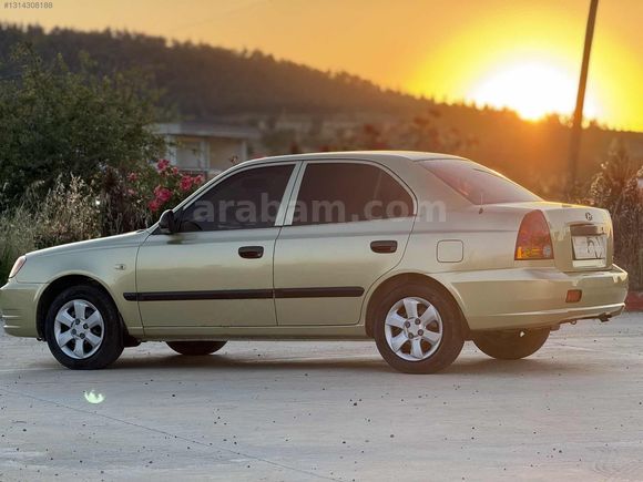 YAĞMUR OTOMOTİV DEN HYUNDAİ ACCENT DEĞİŞENSİZ CAM GİBİ