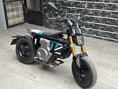 2024 Model BMW CE-02 HATASIZ ELCİK ISITMA DÜŞÜK KM
