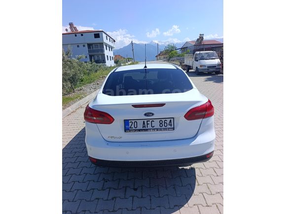 Sahibinden Ford Focus 1.5 TDCi Titanium 2015 Model