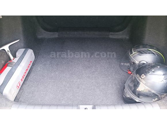 Sahibinden Honda Civic 1.6i DTEC Elegance 2018 Model   Beyaz