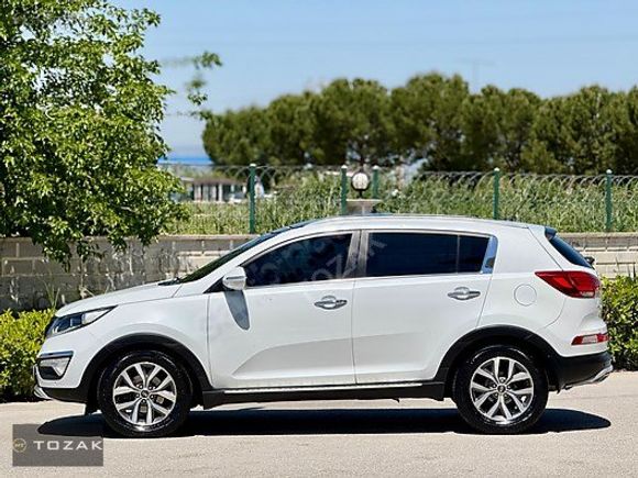 SADECE 87 BİN KM 2014 OTOMATİK VİTES CONCEPT PLUS FUL CAM TAVAN