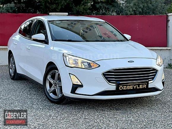ÖZBEYLER MOTORS'DAN HATASIZ BOYASIZ TRAMERSİZ / FORD FOCUS
